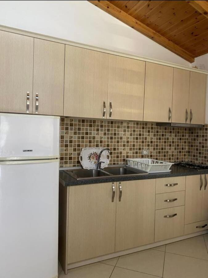 Apartmet Dritan Belulaj Appartamento Orikum Esterno foto