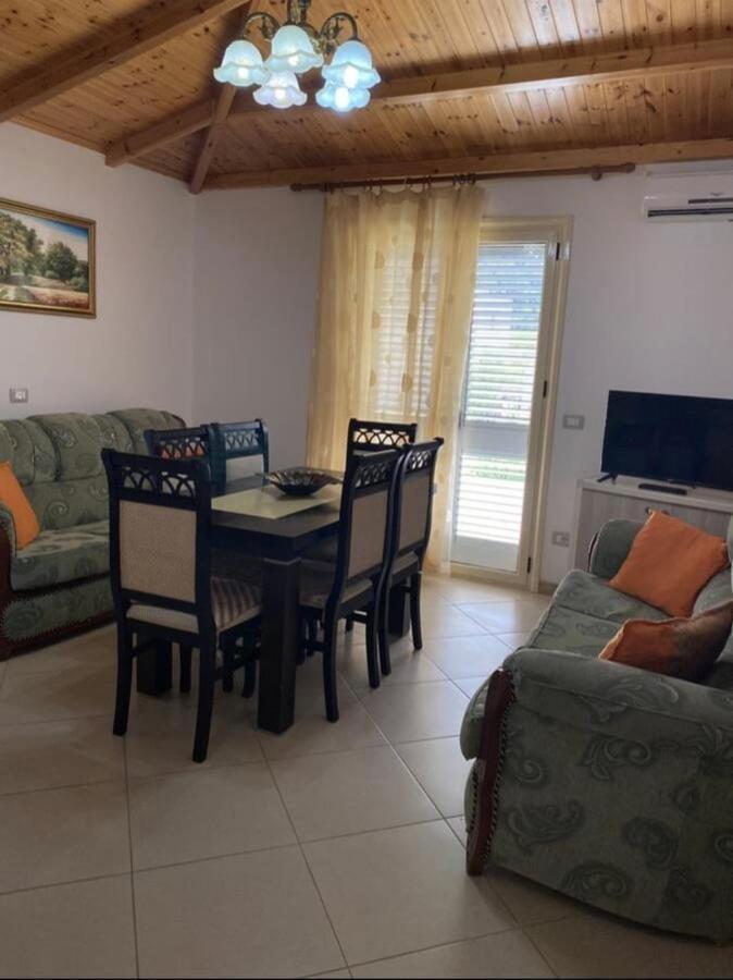 Apartmet Dritan Belulaj Appartamento Orikum Esterno foto
