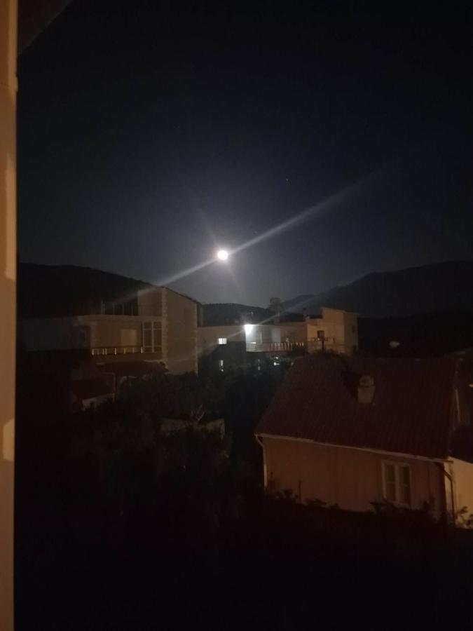 Apartmet Dritan Belulaj Appartamento Orikum Esterno foto